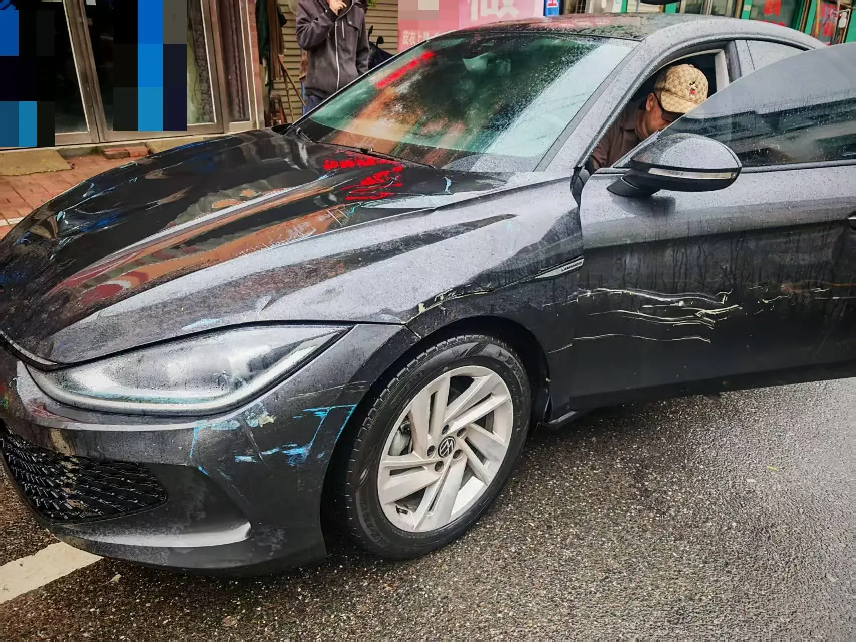 2022 VOLKSWAGEN LAMANDO thumbnail 2