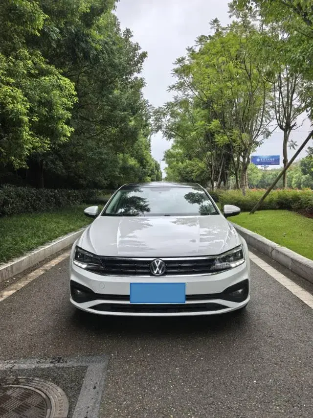 2021 VOLKSWAGEN LAMANDO thumbnail 2