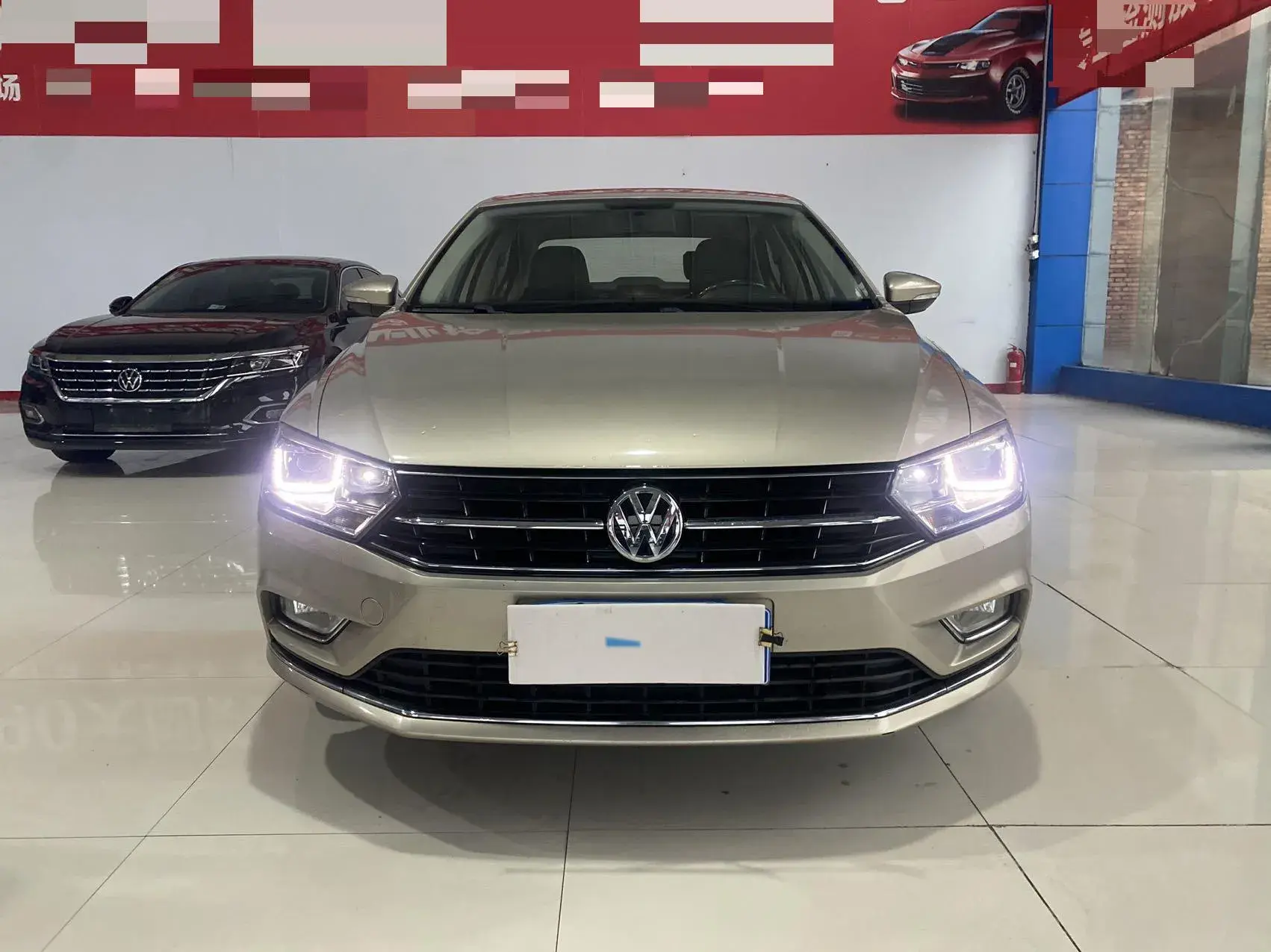 2019 VOLKSWAGEN BORA thumbnail 2