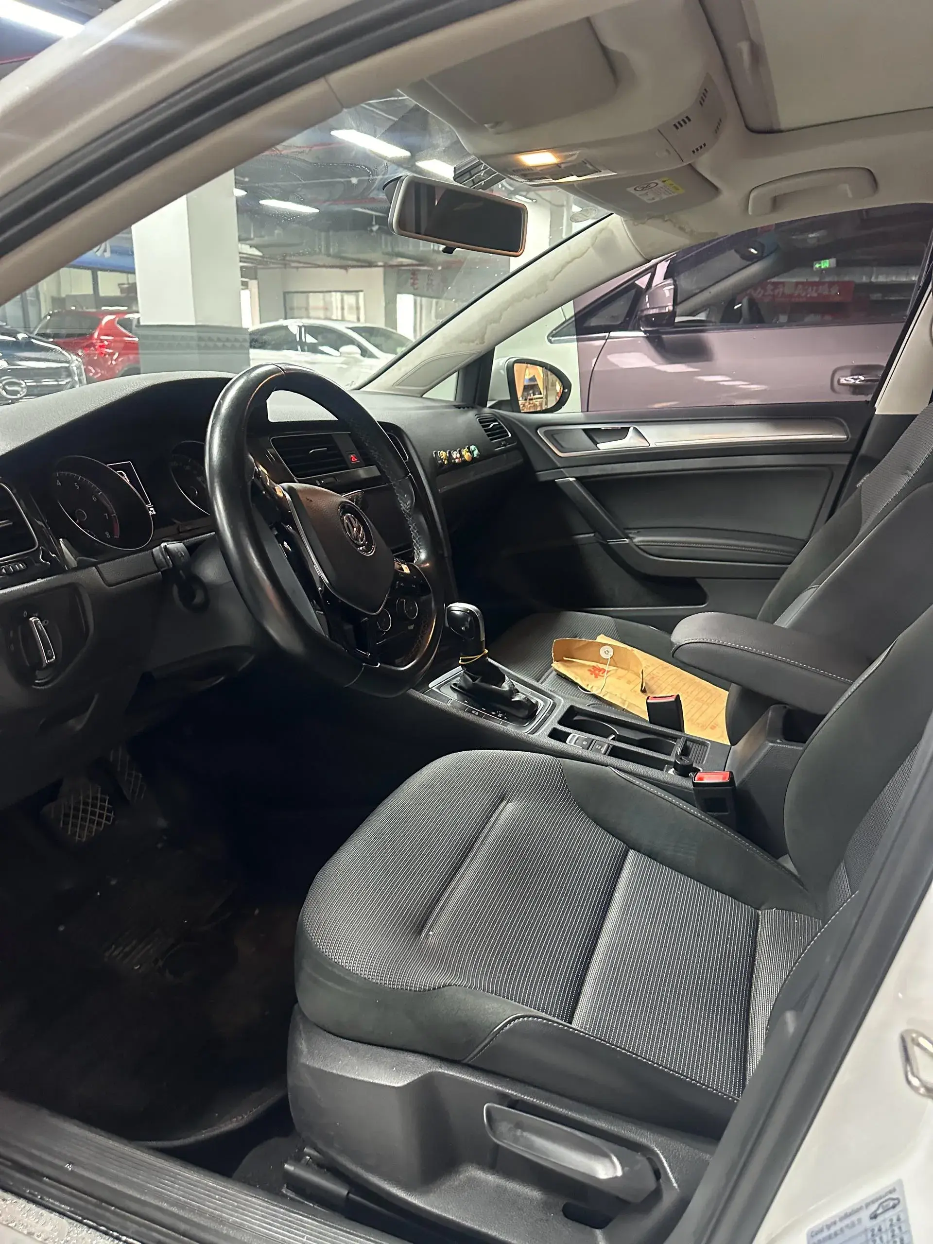 2018 VOLKSWAGEN GOLF thumbnail 3