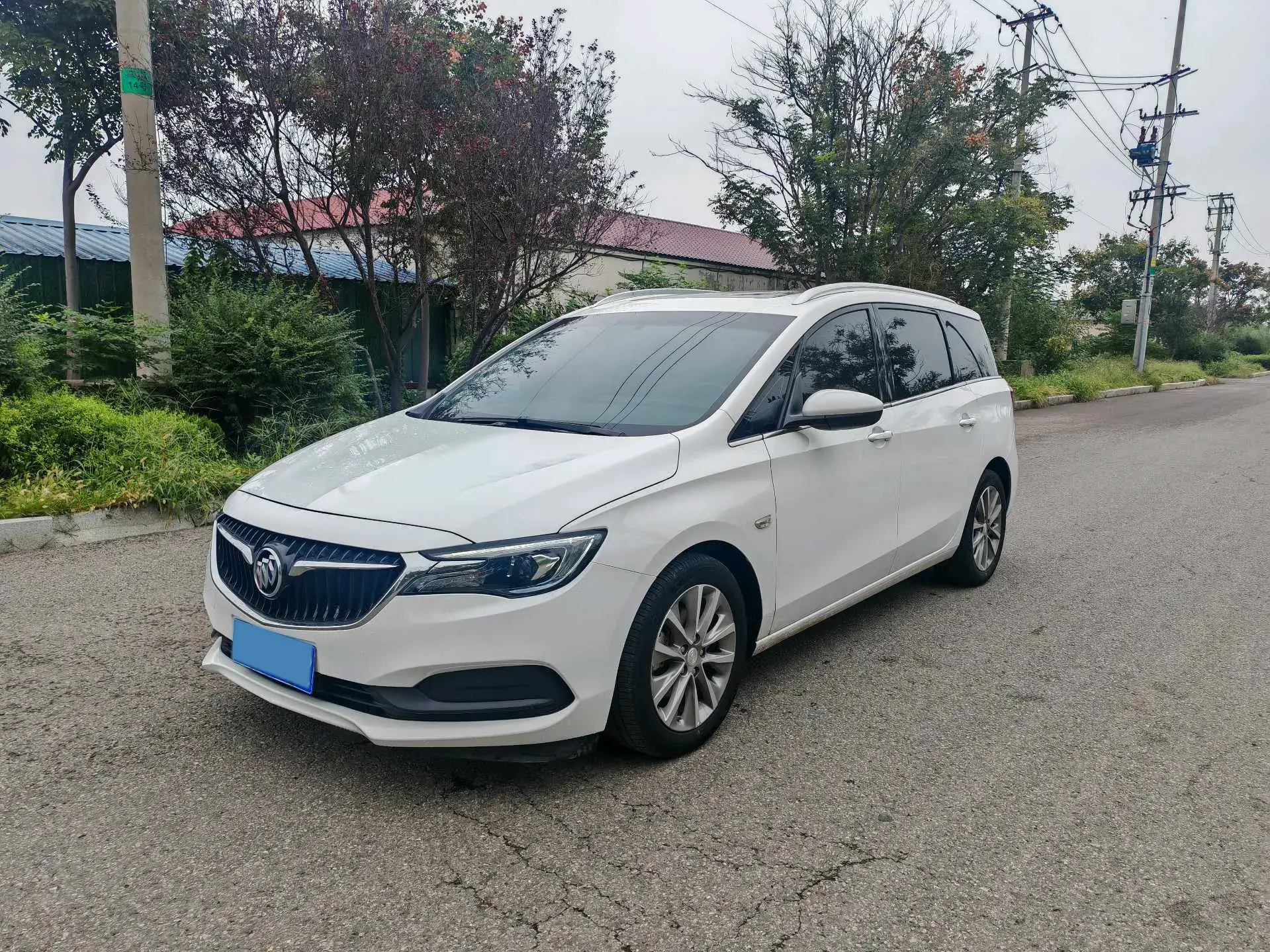 2021 BUICK GL6 view 1