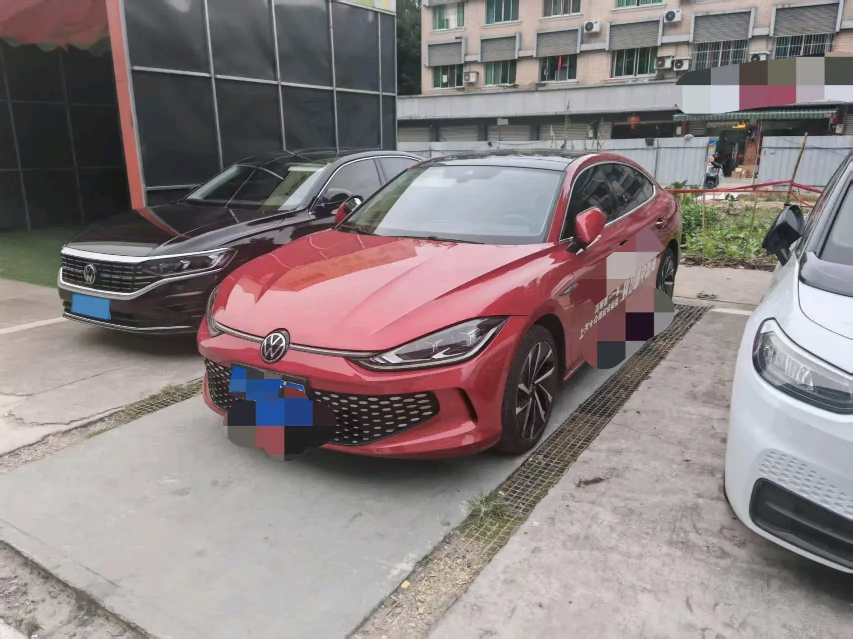 2022 VOLKSWAGEN LAMANDO view 1