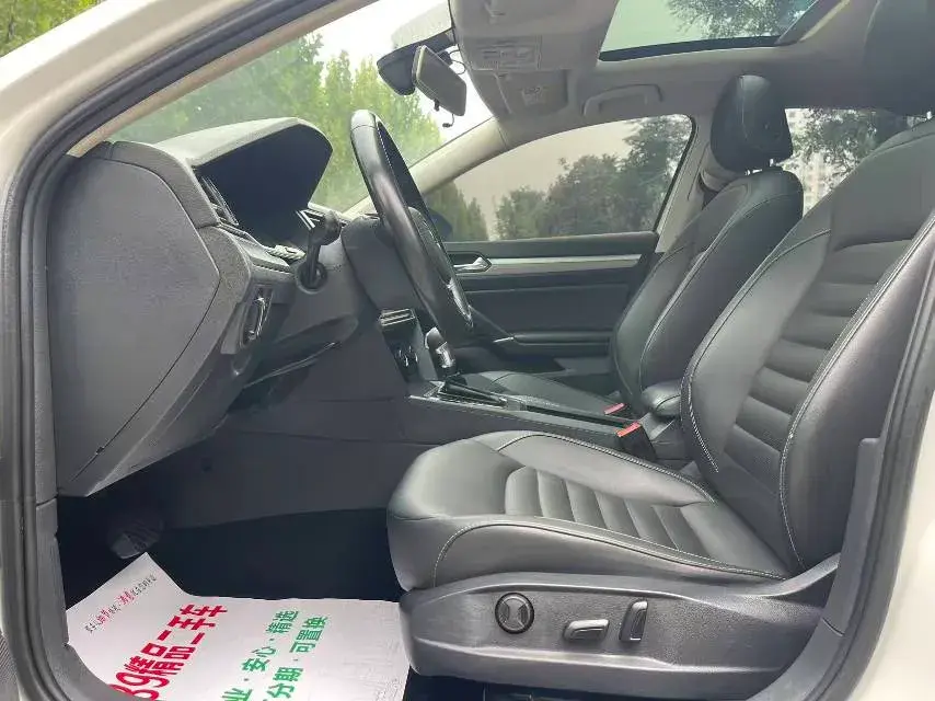 2019 VOLKSWAGEN LAMANDO thumbnail 4