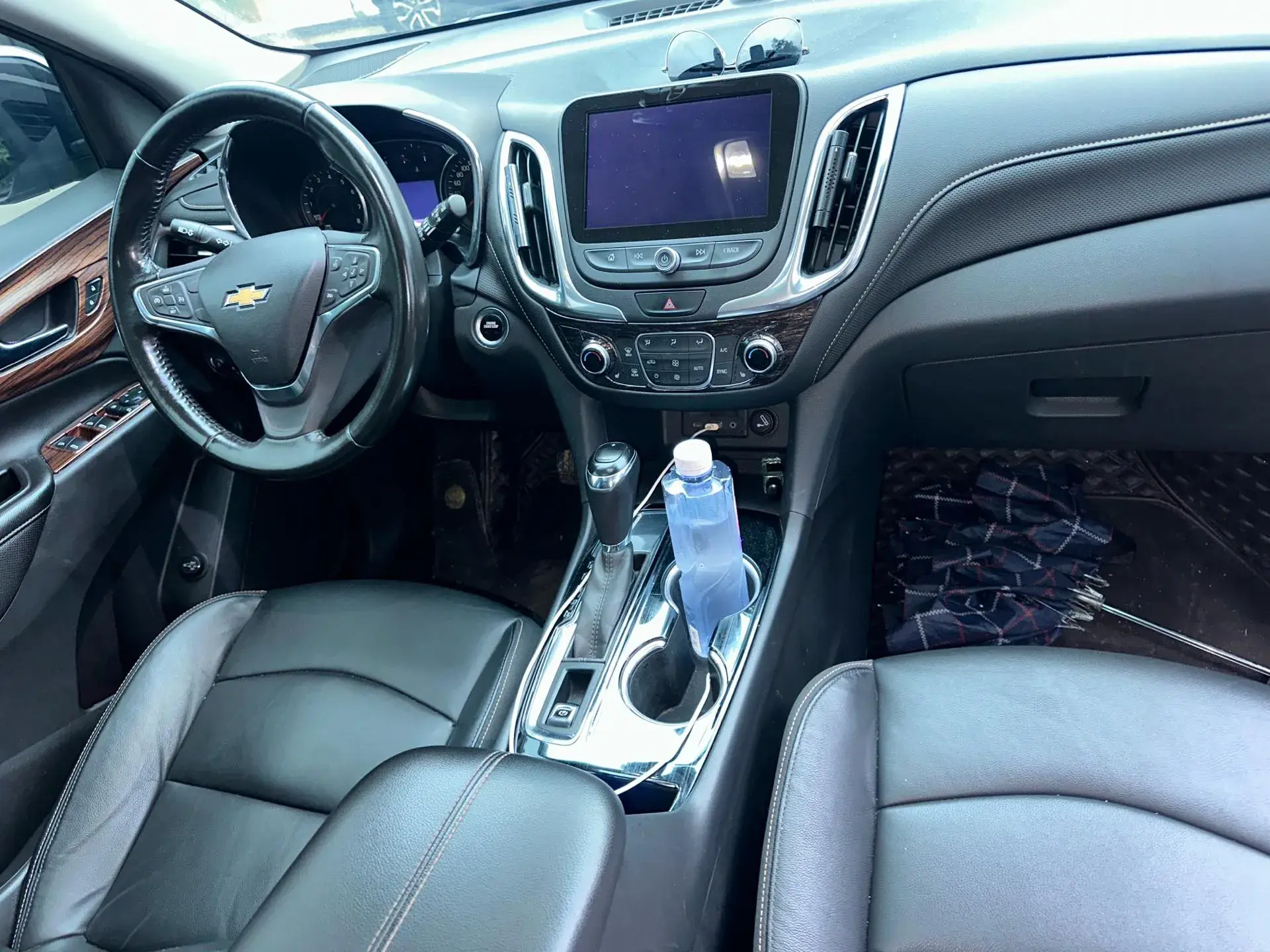 2019 CHEVROLET EQUINOX thumbnail 2