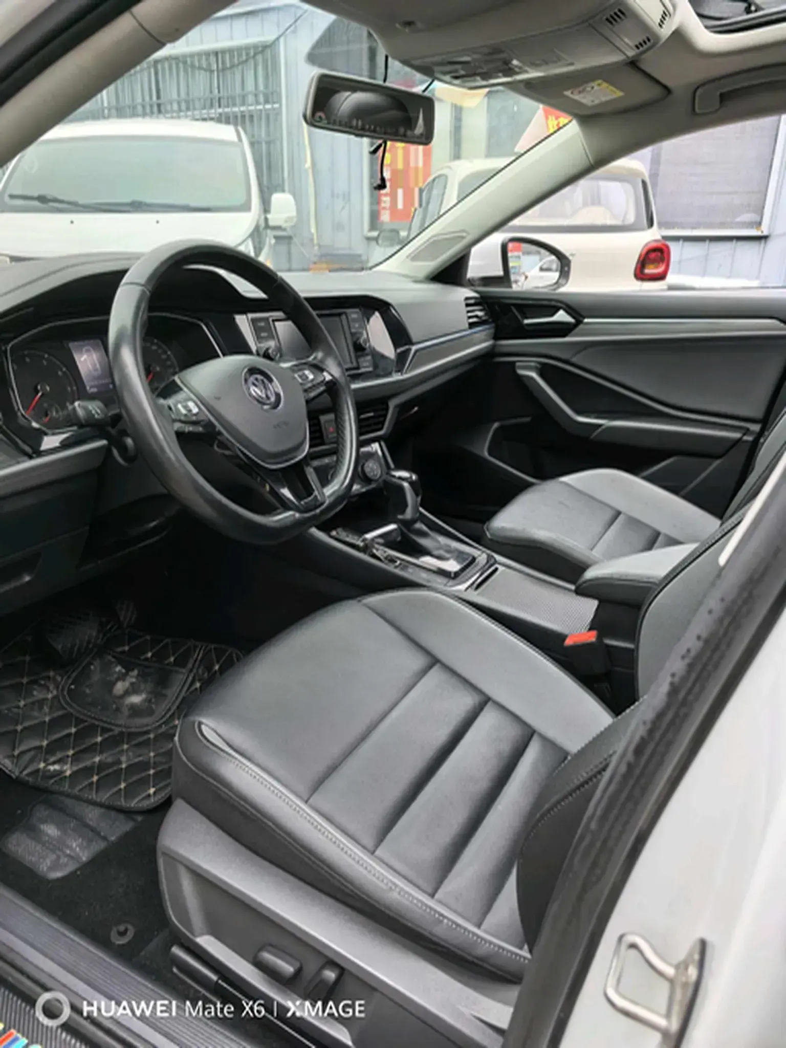 2020 VOLKSWAGEN SAGITAR thumbnail 4