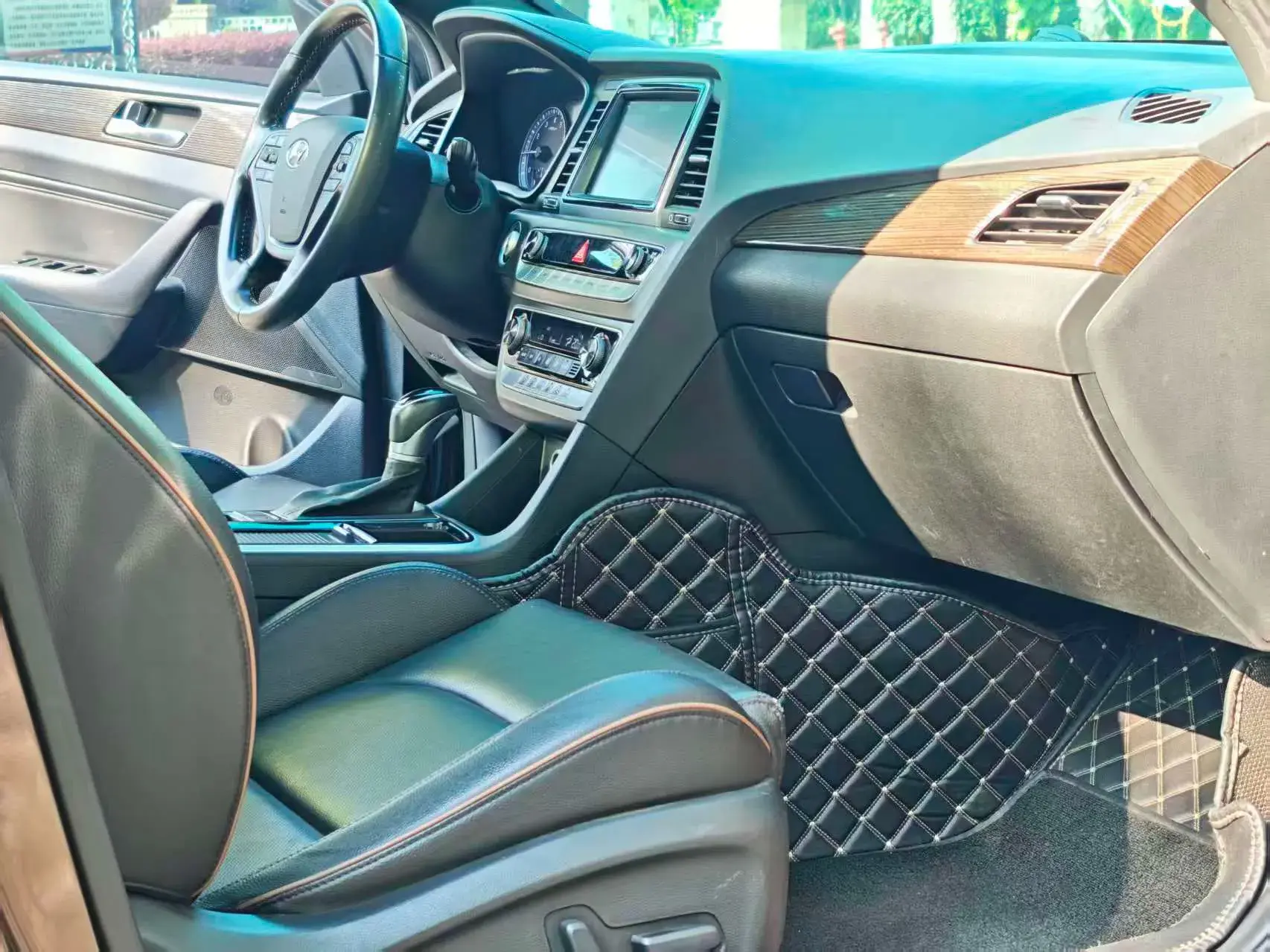 2019 HYUNDAI SONATA thumbnail 4