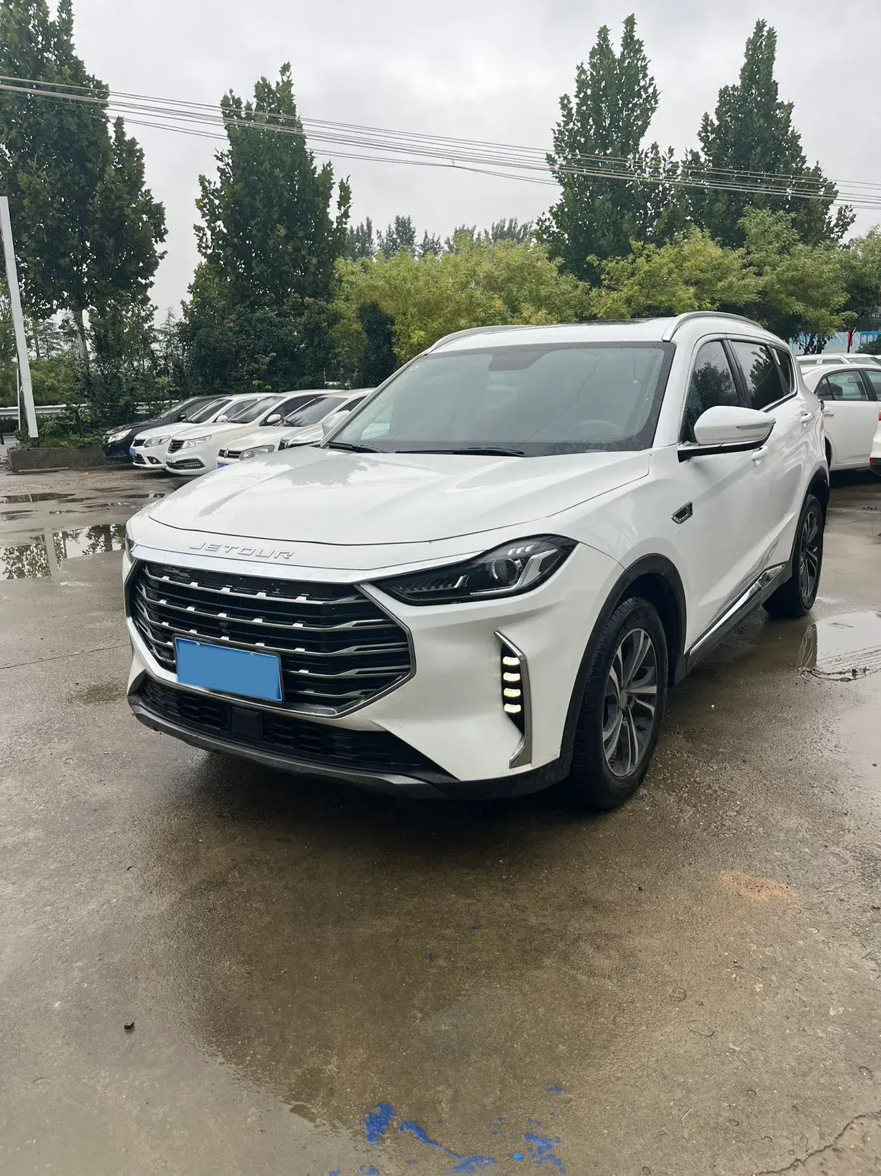 2021 JETOUR X70 view 1