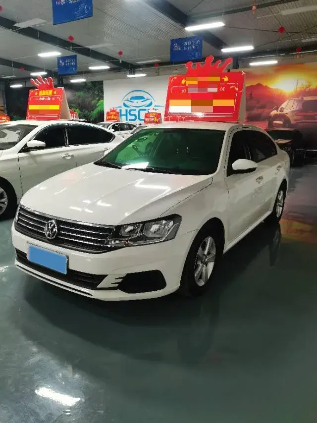 2019 VOLKSWAGEN LAVIDA view 1