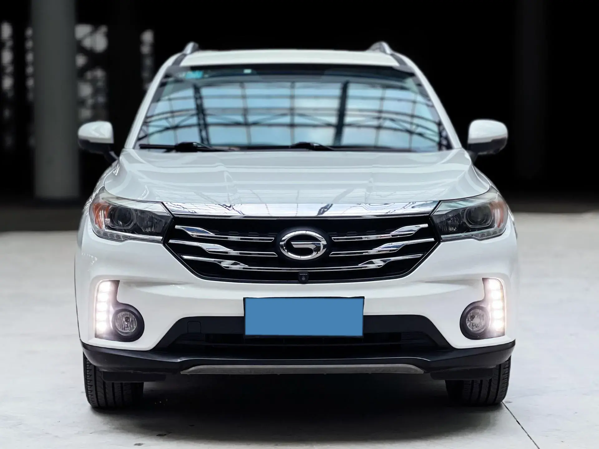 2017 GAC TRUMPCHI thumbnail 4