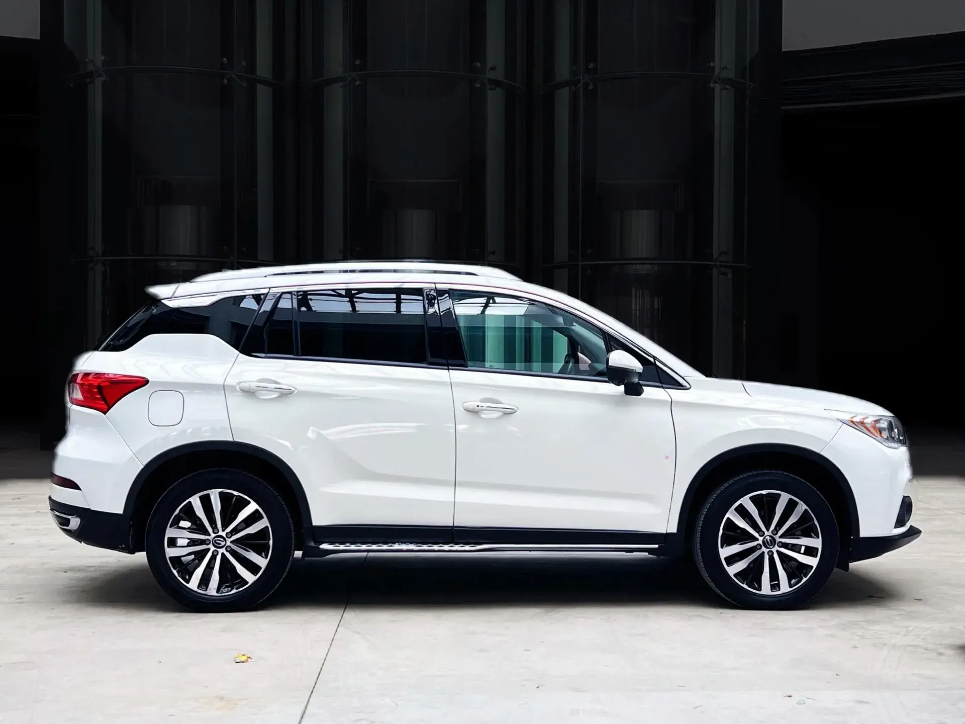 2017 GAC TRUMPCHI thumbnail 3