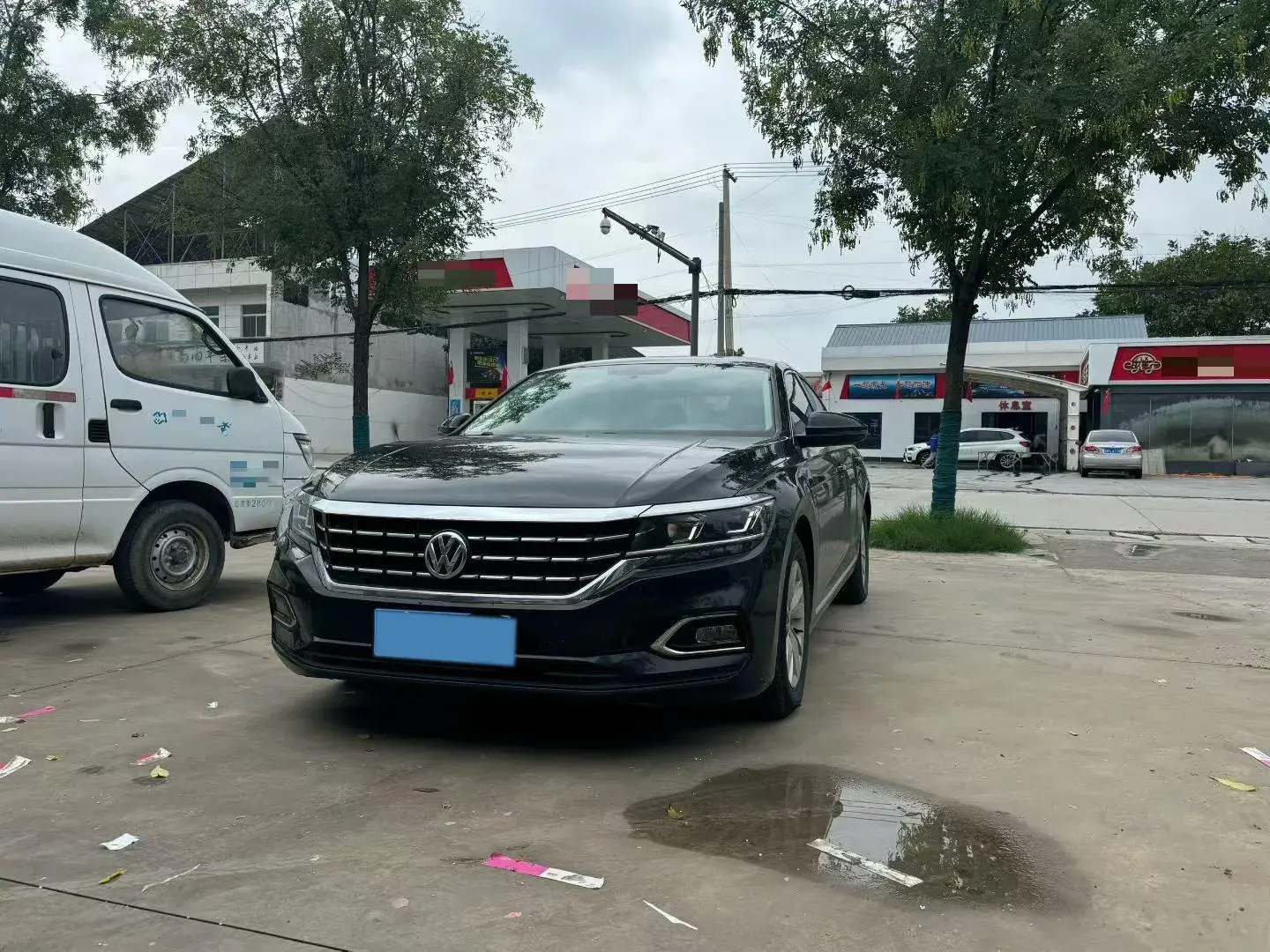 2020 VOLKSWAGEN PASSAT view 1