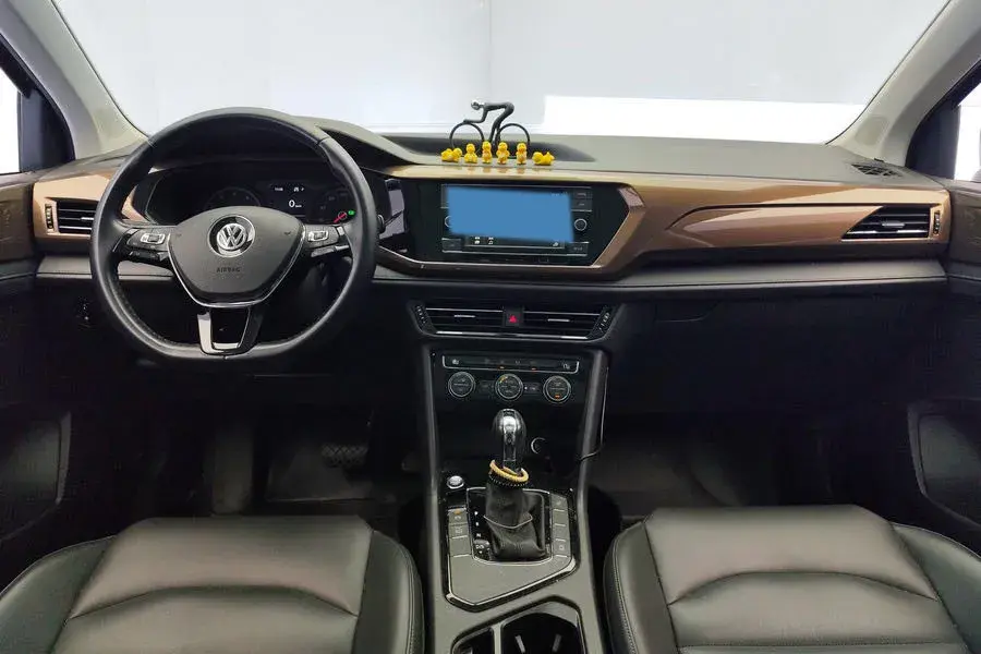 2020 VOLKSWAGEN THARU thumbnail 4