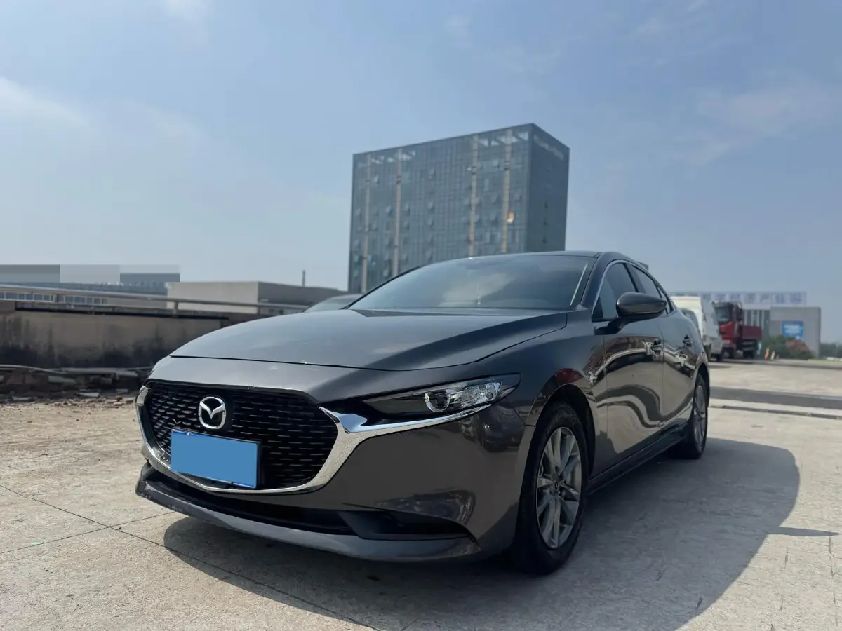 2020 Mazda 3 Axela 1.5L 117HP L4 6AT