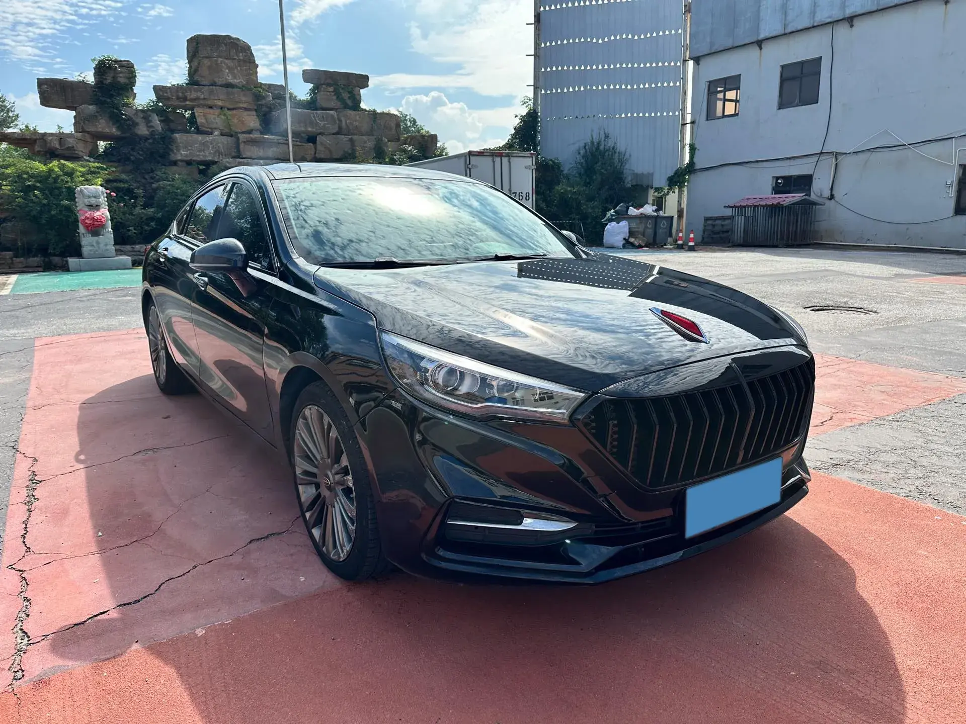 2019 HONGQI H5 thumbnail 2