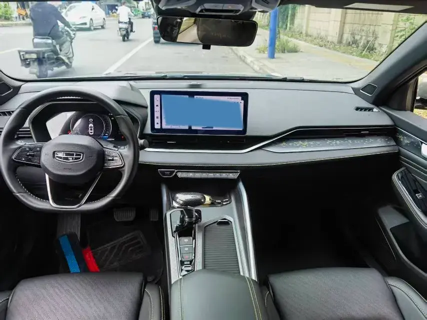 2023 GEELY PREFACE thumbnail 4