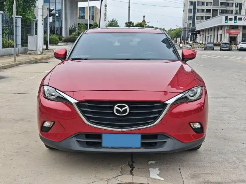 2018 MAZDA CX-4 thumbnail 2