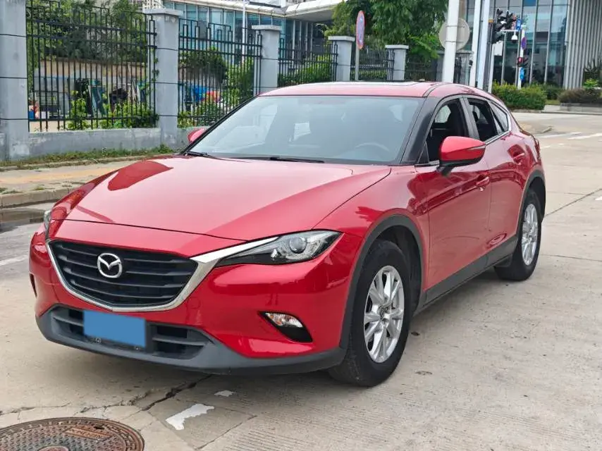 2018 MAZDA CX-4 view 1