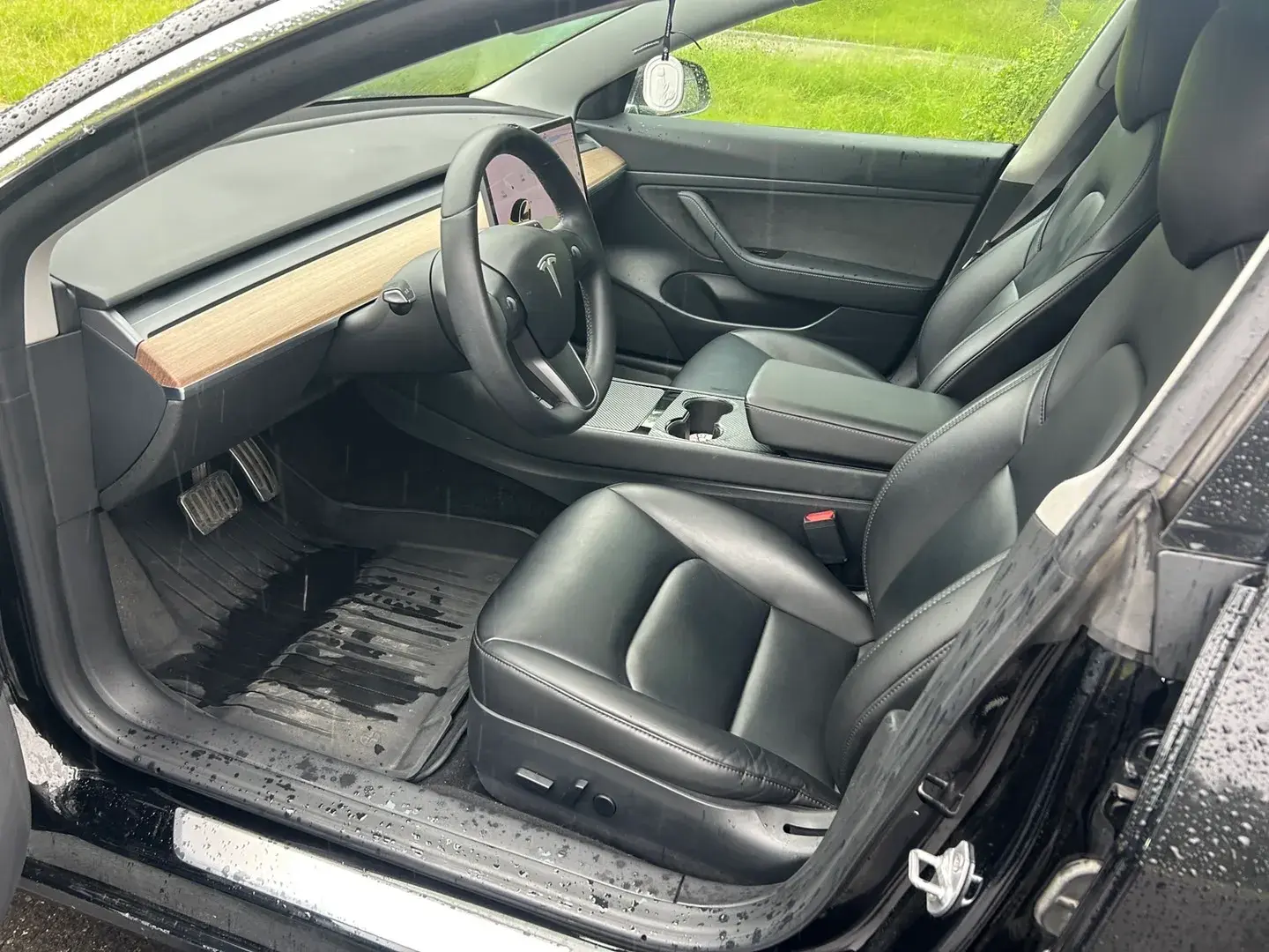 2020 TESLA MODEL thumbnail 4