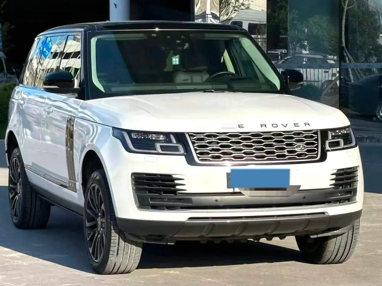 2018 LAND ROVER thumbnail 3