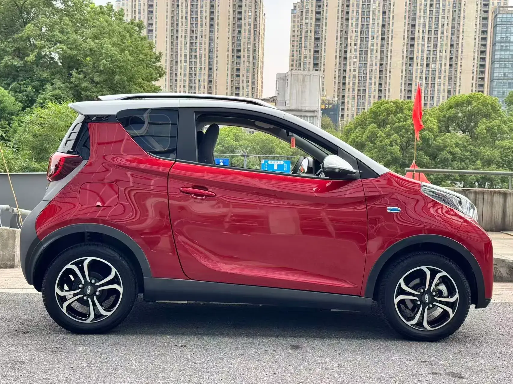 2021 CHERY LITTLE thumbnail 3