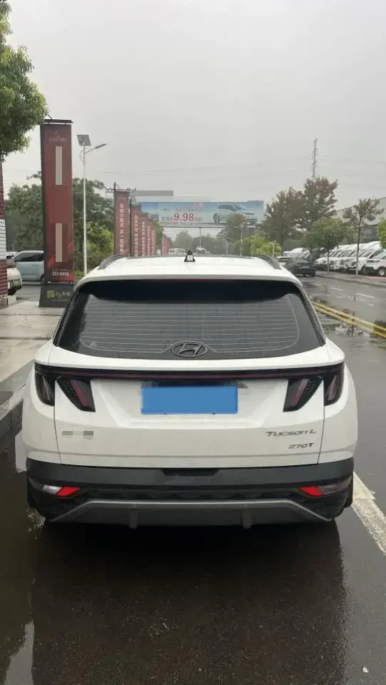 2023 HYUNDAI TUCSON thumbnail 4