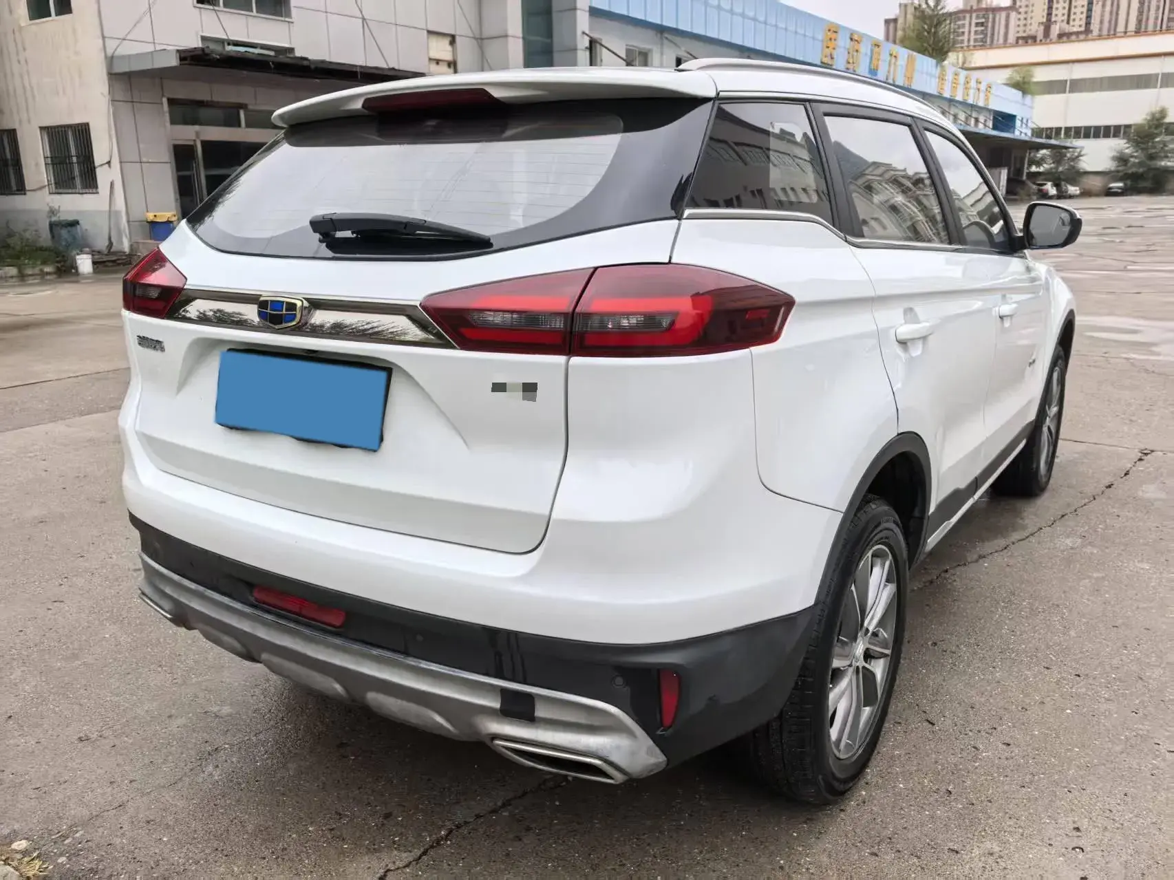 2018 GEELY AZKARRA thumbnail 4