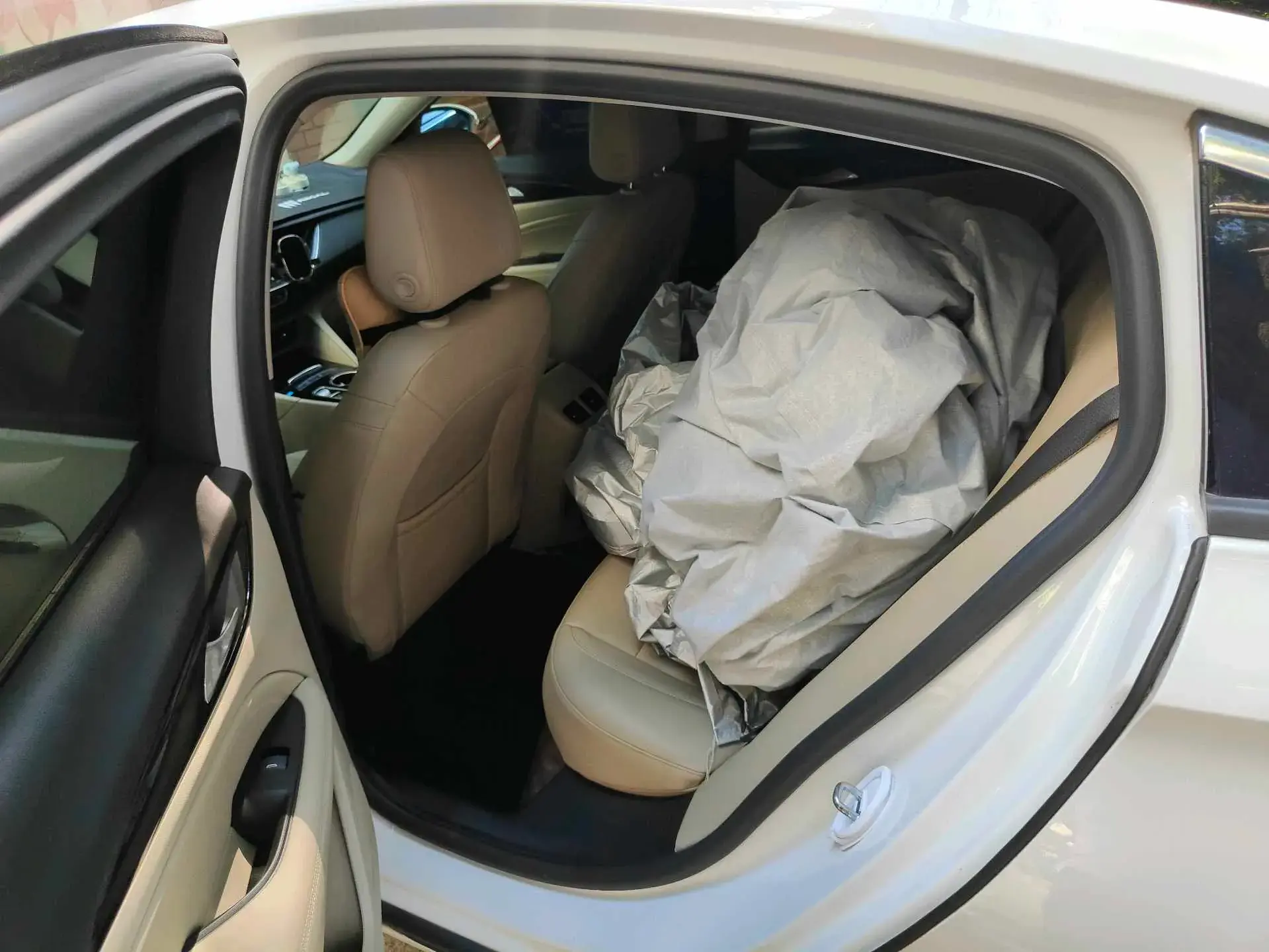 2020 BUICK REGAL thumbnail 4