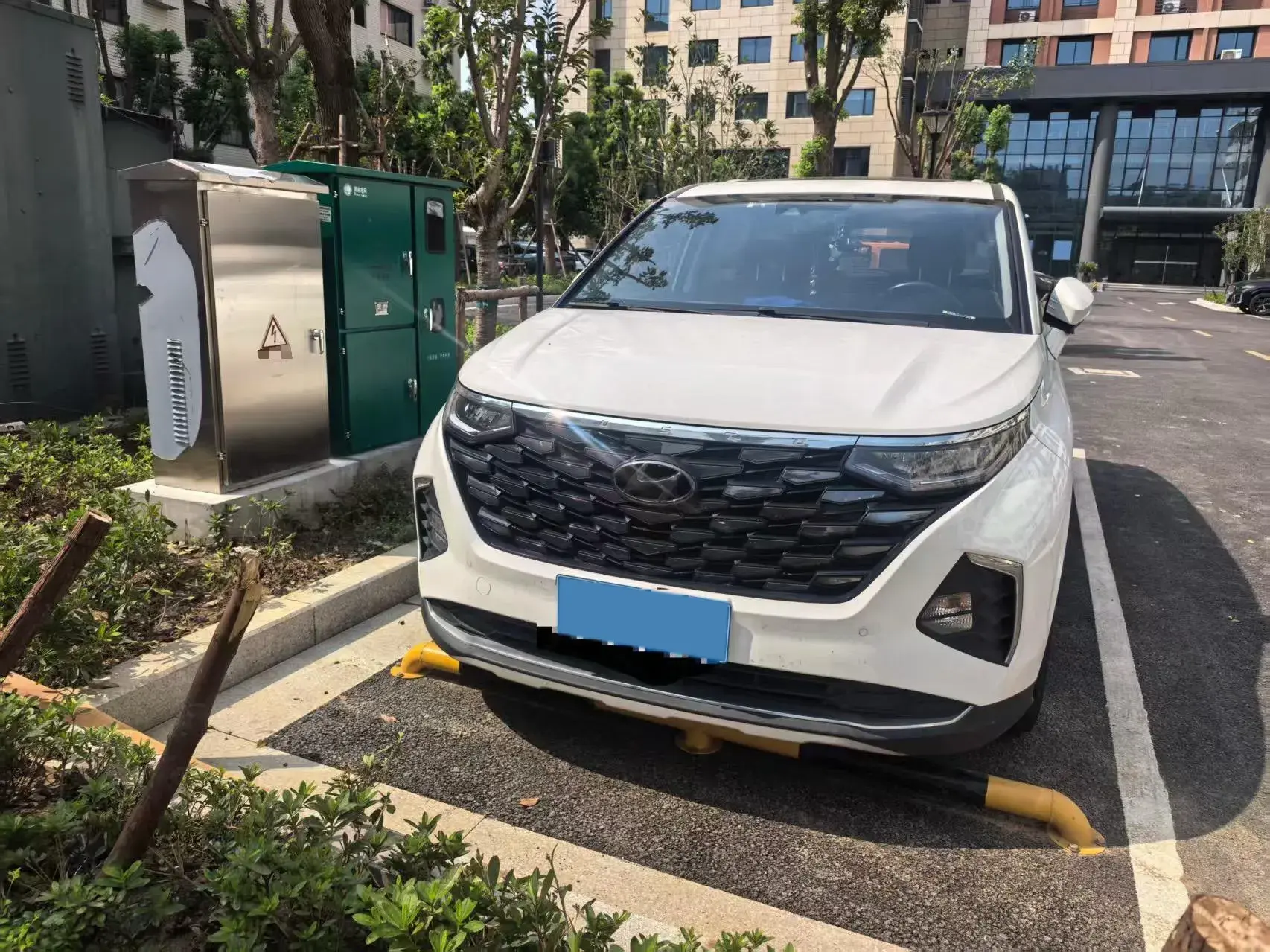 2021 HYUNDAI CUSTO thumbnail 3