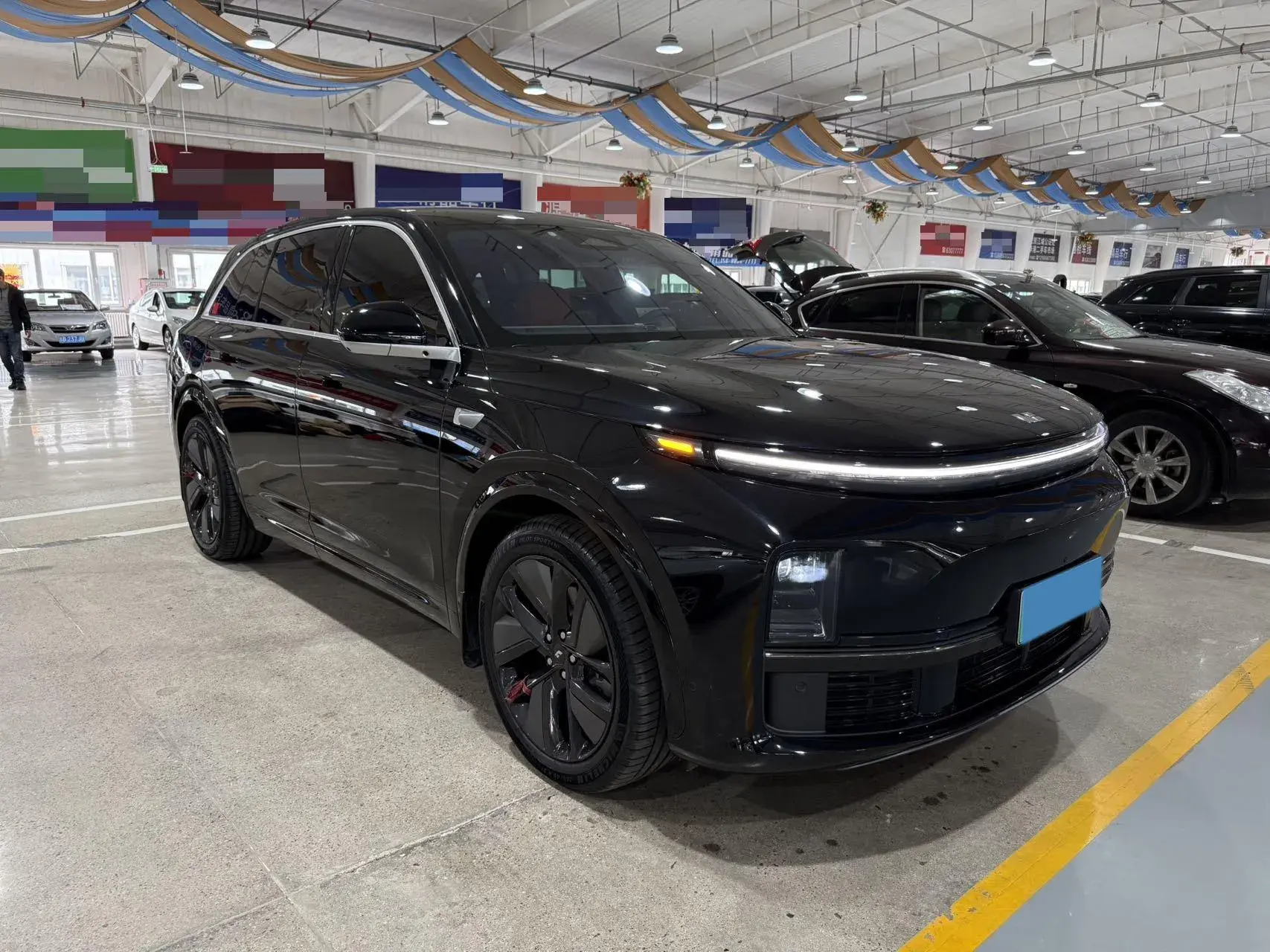 2024 LI L7 thumbnail 3