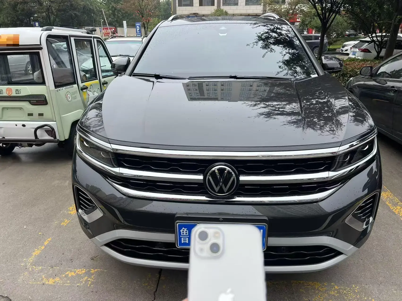 2023 VOLKSWAGEN TALAGON thumbnail 2