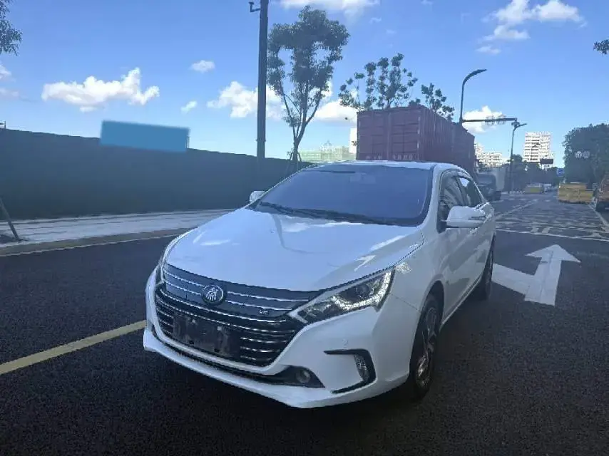 2018 BYD QIN view 1