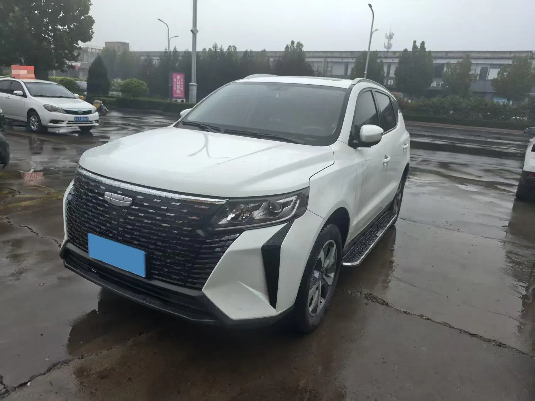 2024 GEELY OKAVANGOPRO view 1