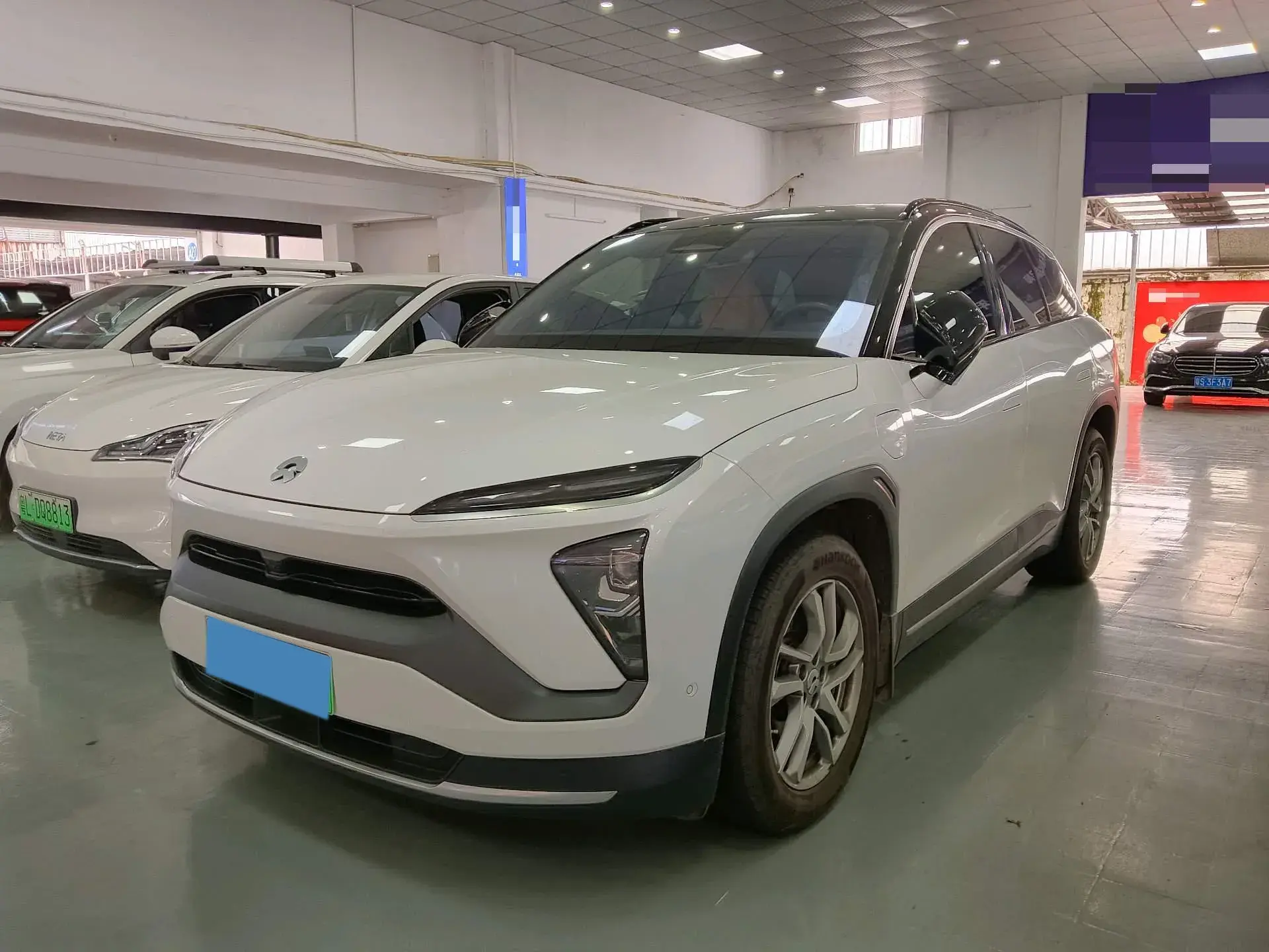 2020 NIO ES6 view 1