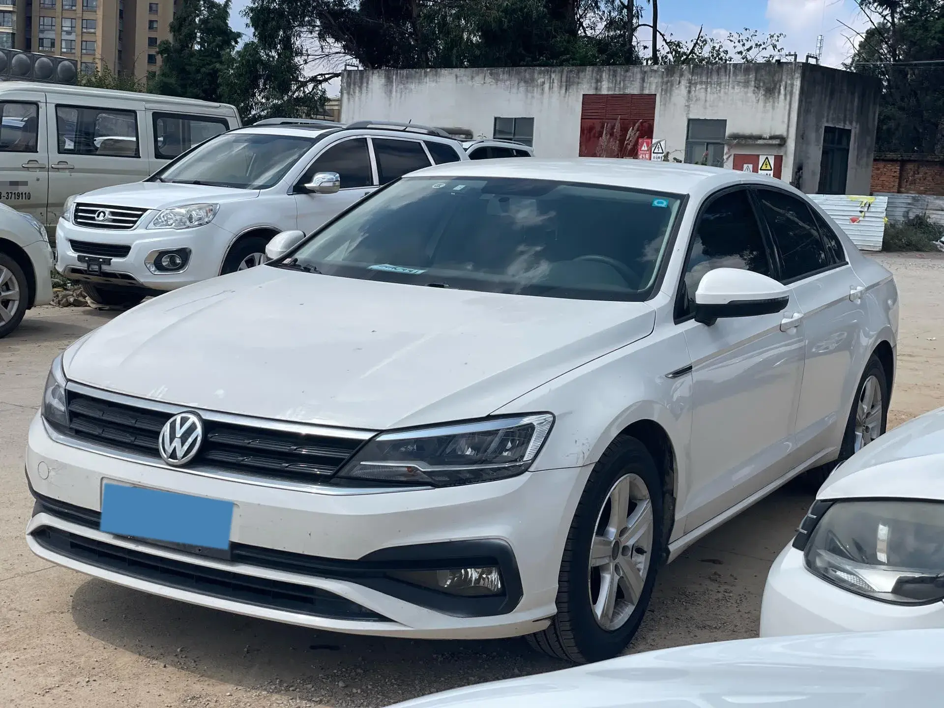 2021 VOLKSWAGEN LAMANDO view 1