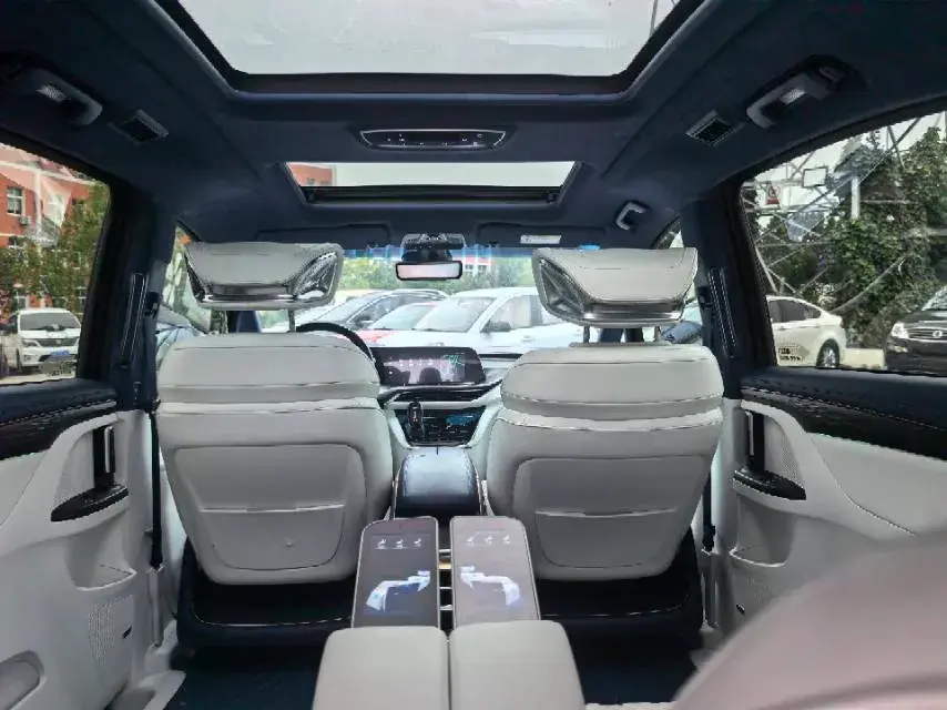 2020 BUICK GL8 thumbnail 4