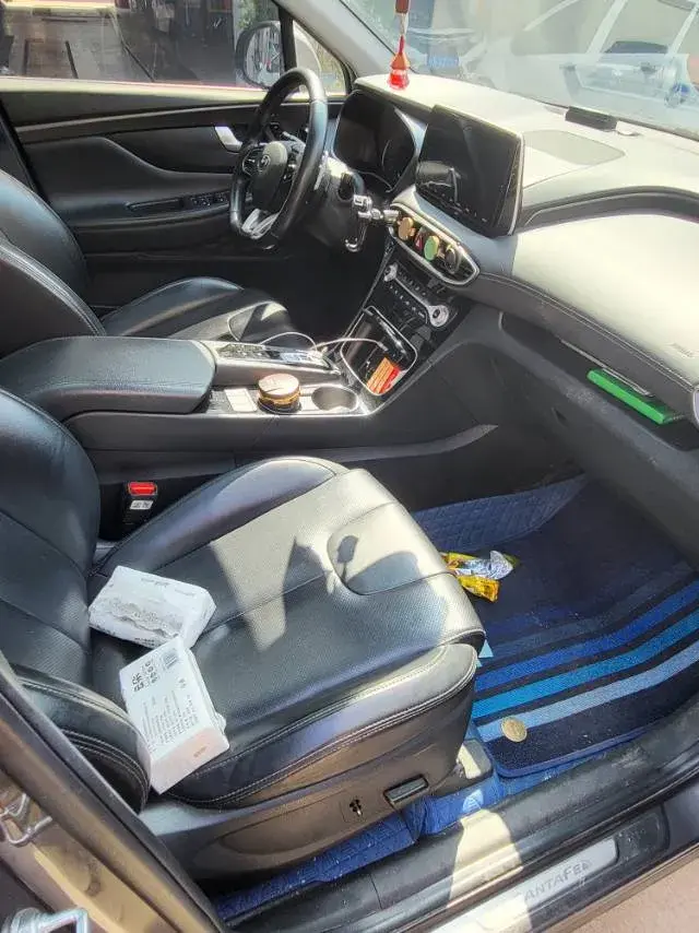 2023 HYUNDAI SANTAFE thumbnail 4