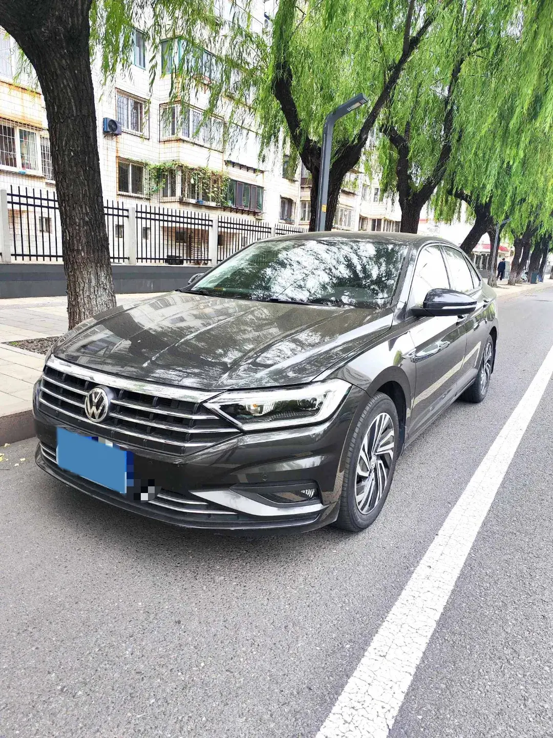 2020 VOLKSWAGEN SAGITAR view 1