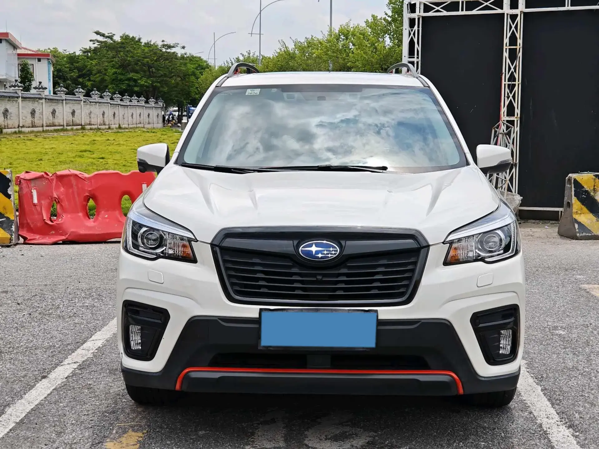 2021 SUBARU FORESTER thumbnail 2