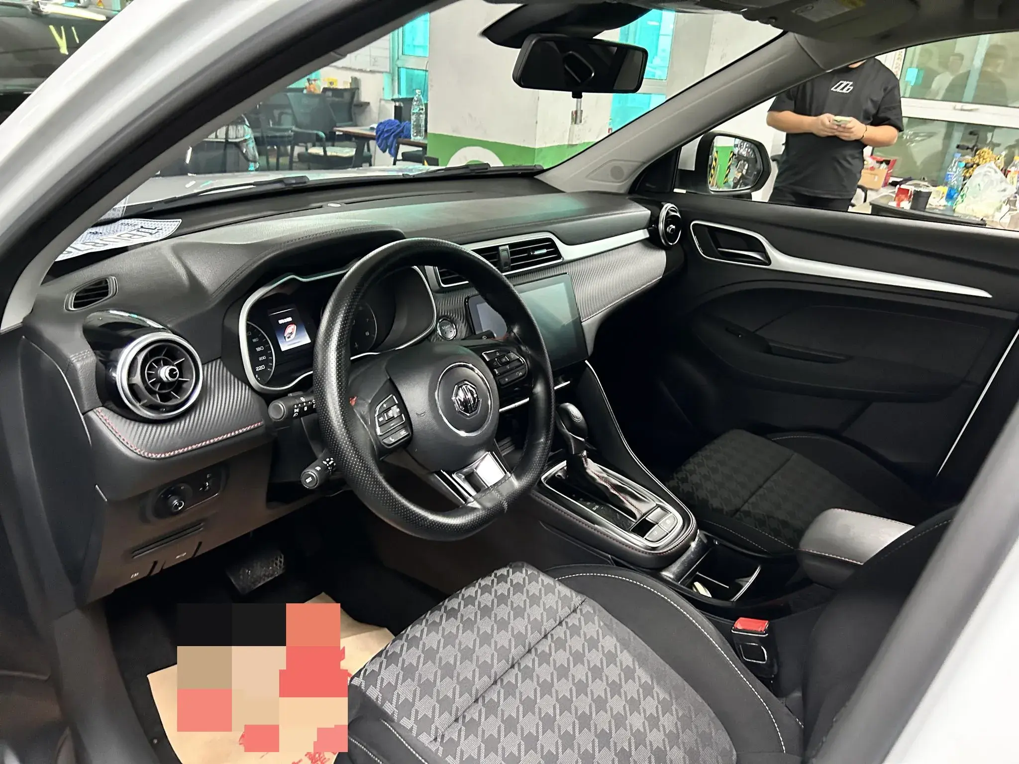 2020 MG ZS thumbnail 3