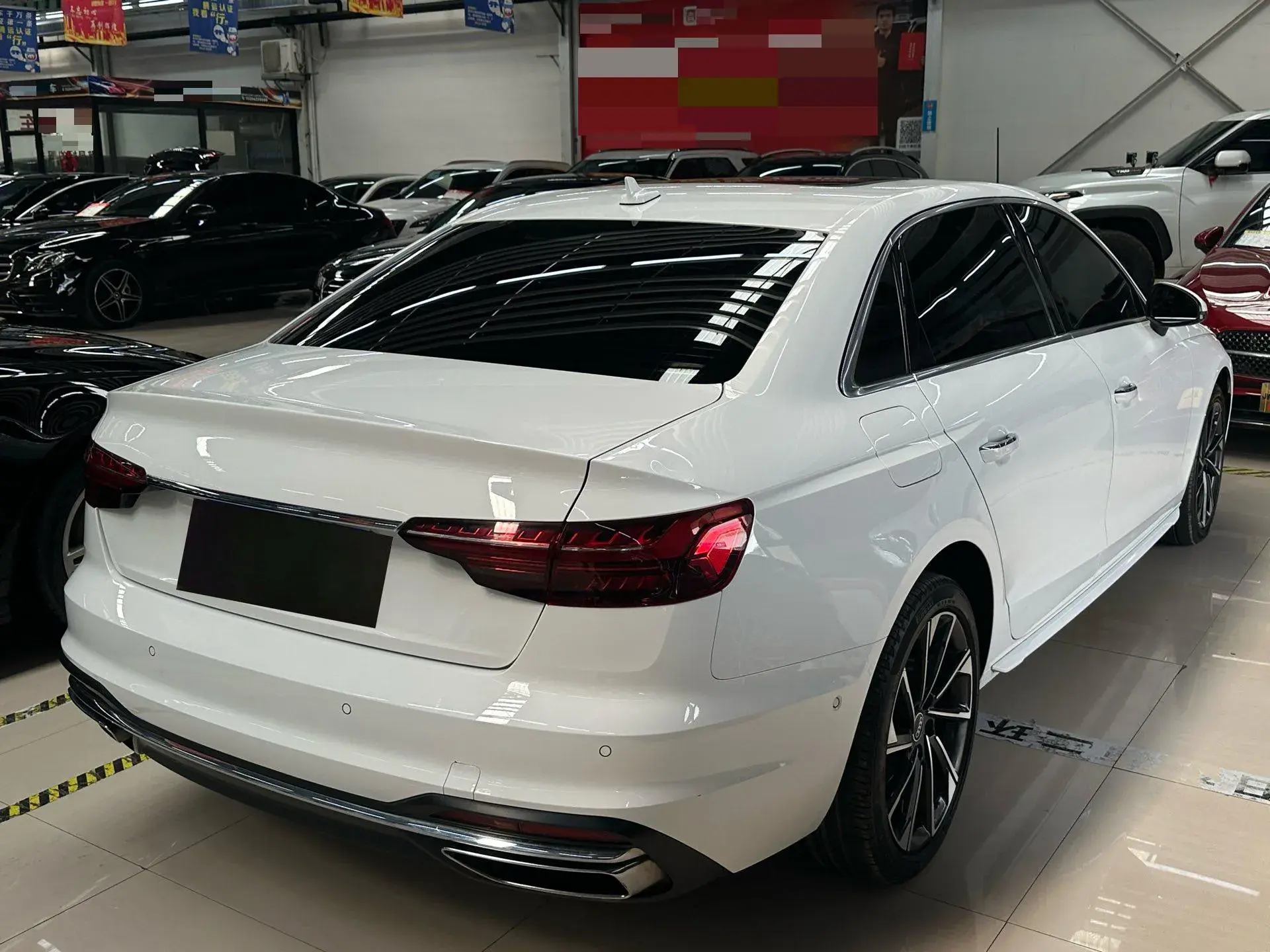 2020 AUDI A4L thumbnail 4