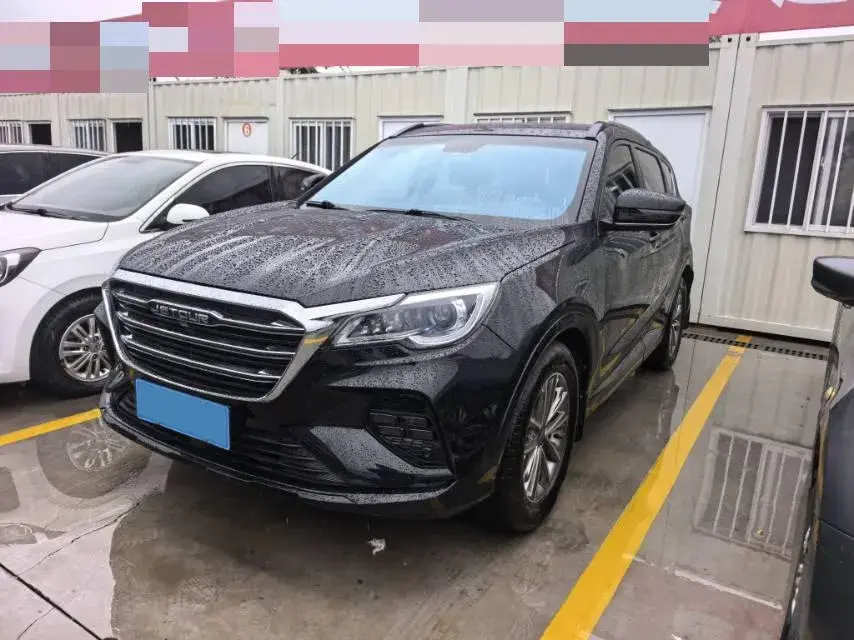 2021 JETOUR X70 view 1