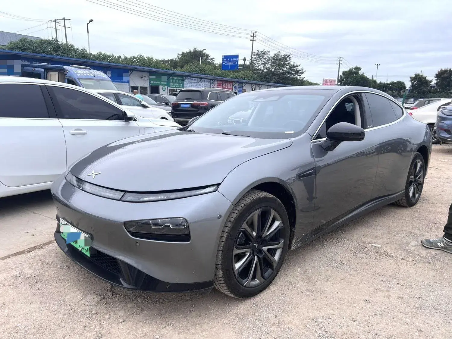 2020 XPENG P7 view 1