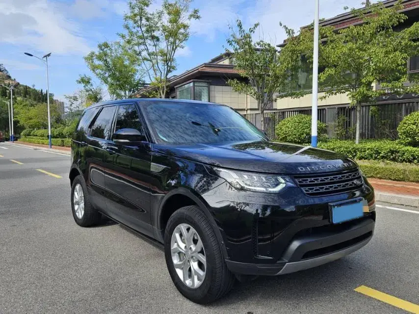 2019 LAND ROVER thumbnail 3