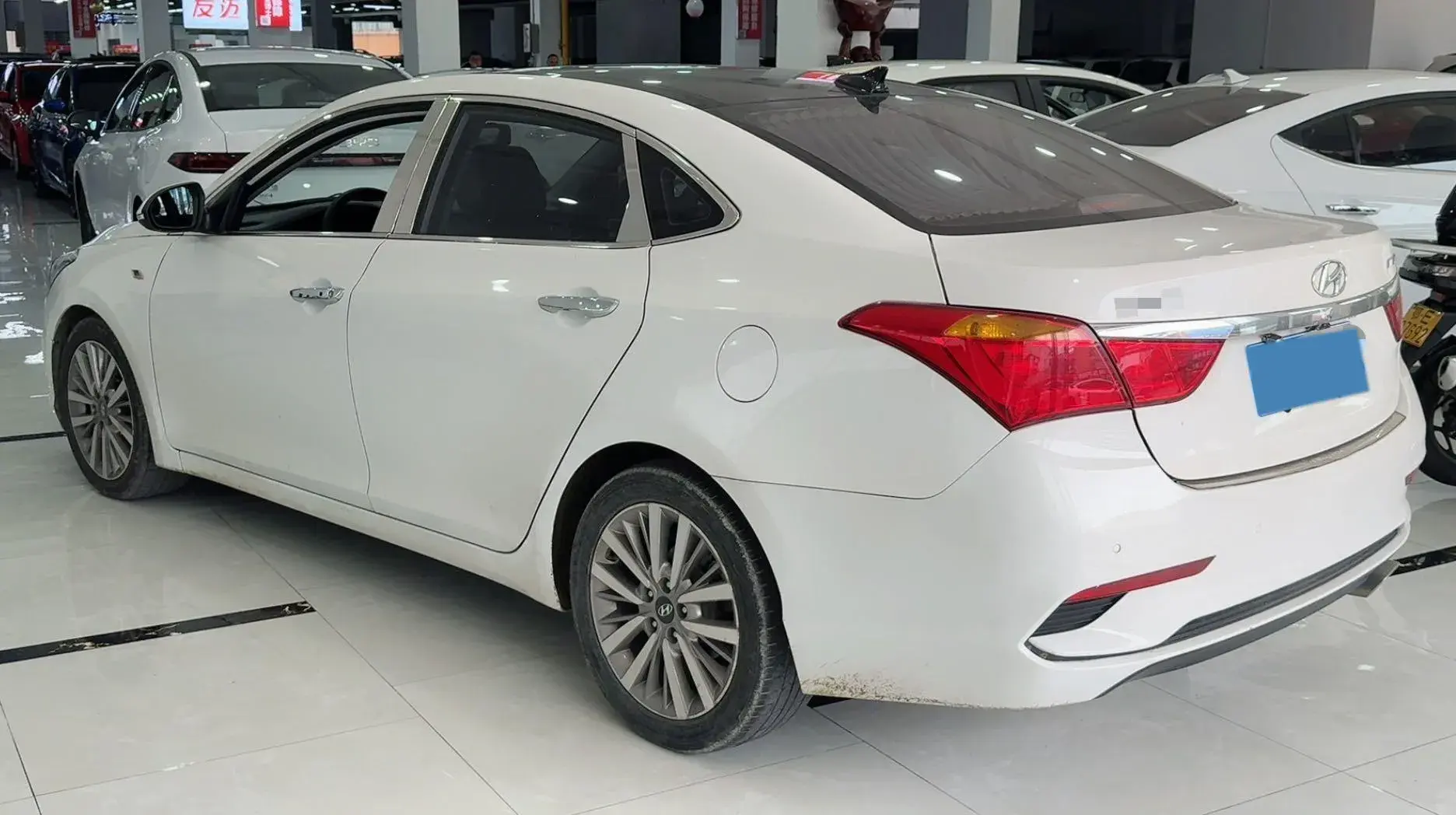 2019 HYUNDAI MISTRA thumbnail 2