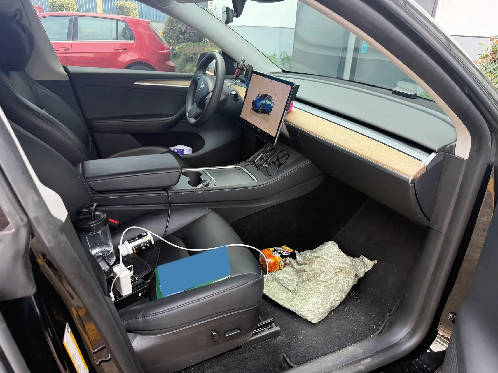 2022 TESLA MODEL thumbnail 4