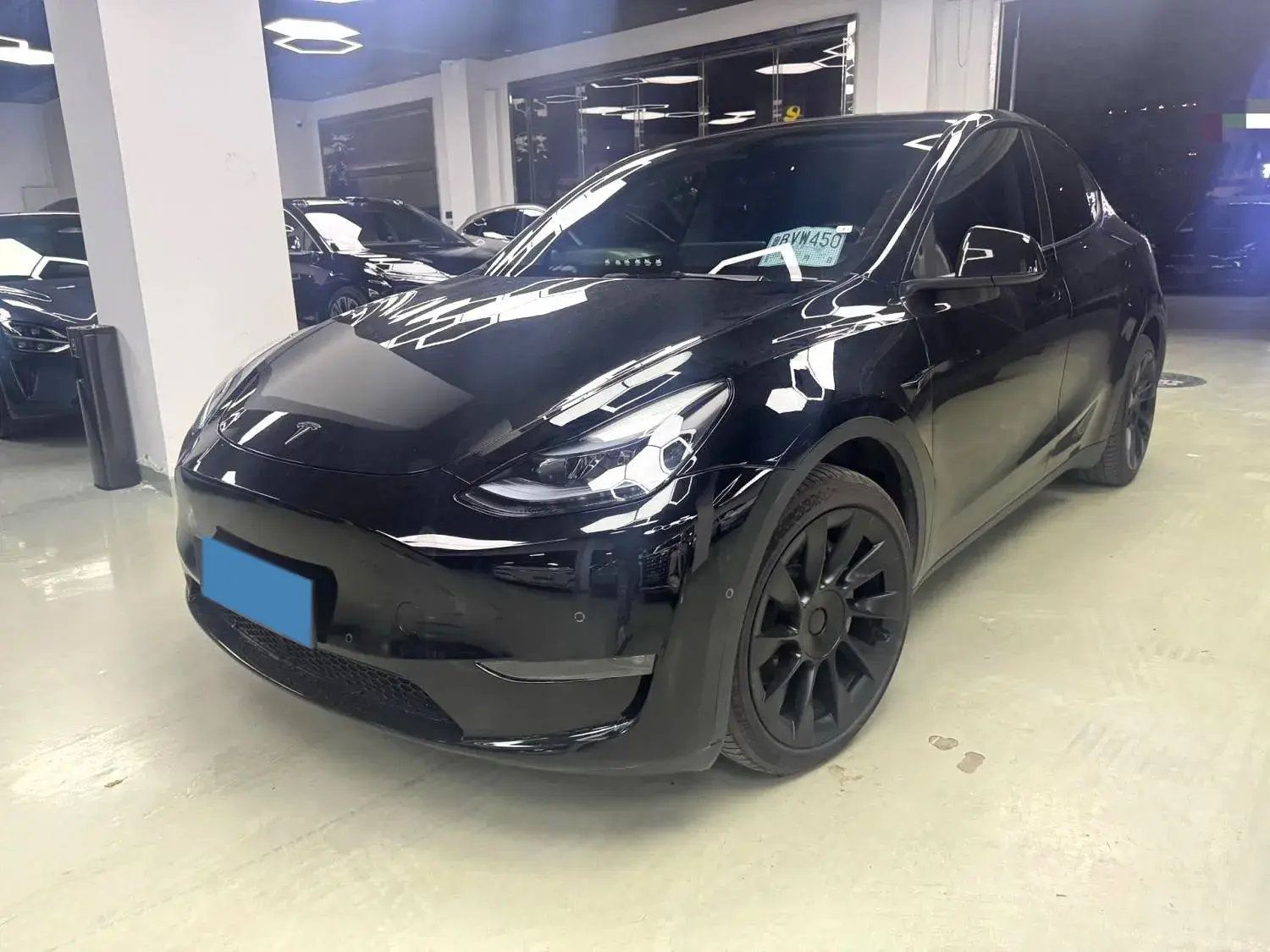 2022 TESLA MODEL view 1