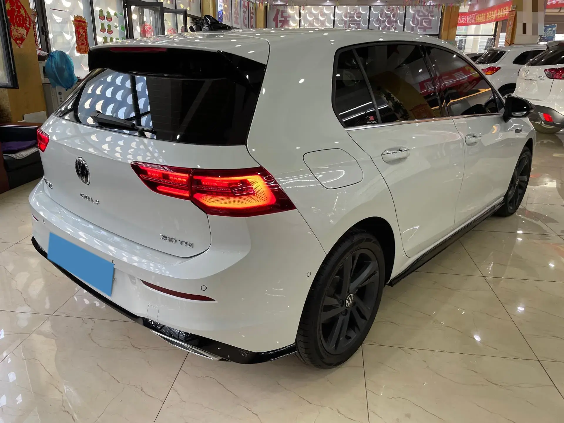 2021 VOLKSWAGEN GOLF thumbnail 4