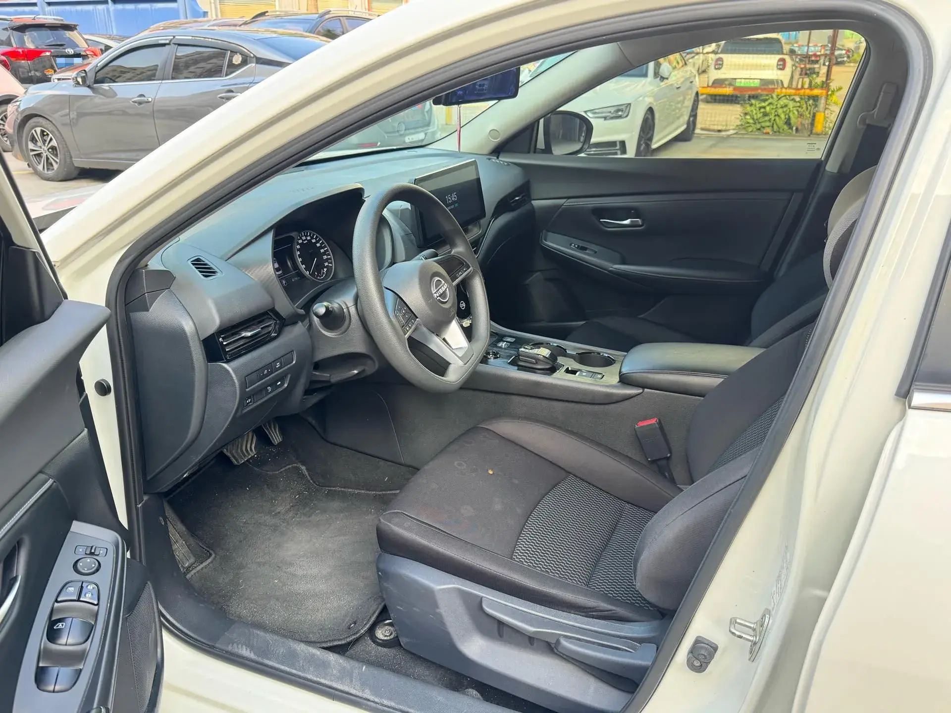 2022 NISSAN SYLPHY thumbnail 4