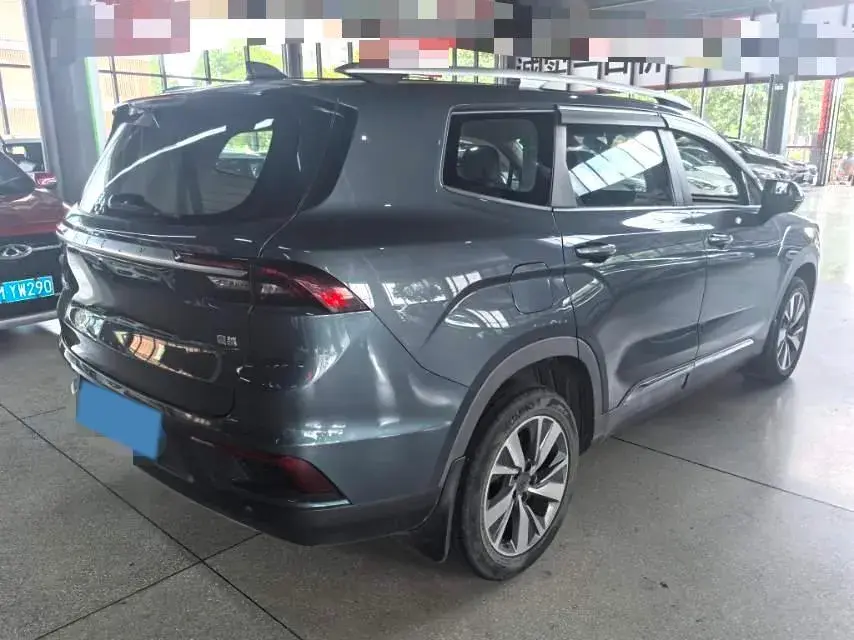 2020 GEELY OKAVANGO thumbnail 4