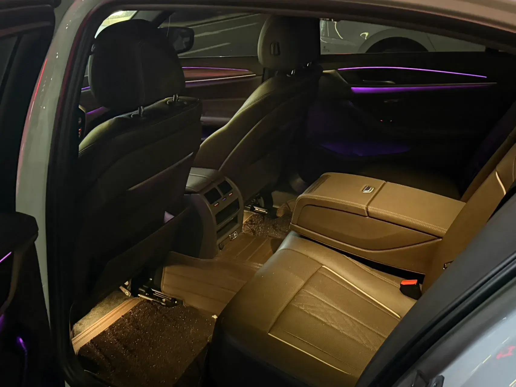 2022 BMW 5 thumbnail 3